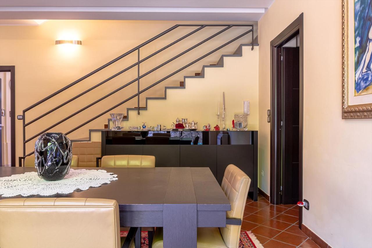 Villa Magdalena Aci Sant'Antonio Luaran gambar